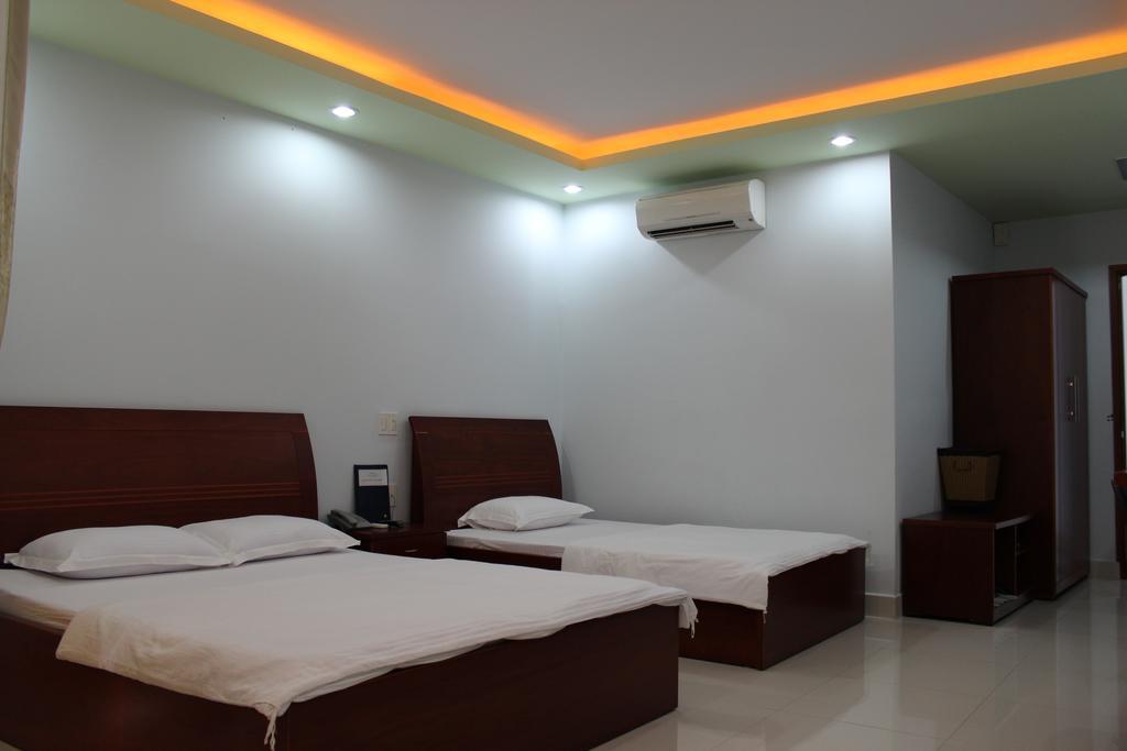 Palace Hotel Rạch Giá Buitenkant foto