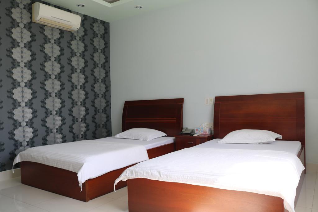 Palace Hotel Rạch Giá Buitenkant foto