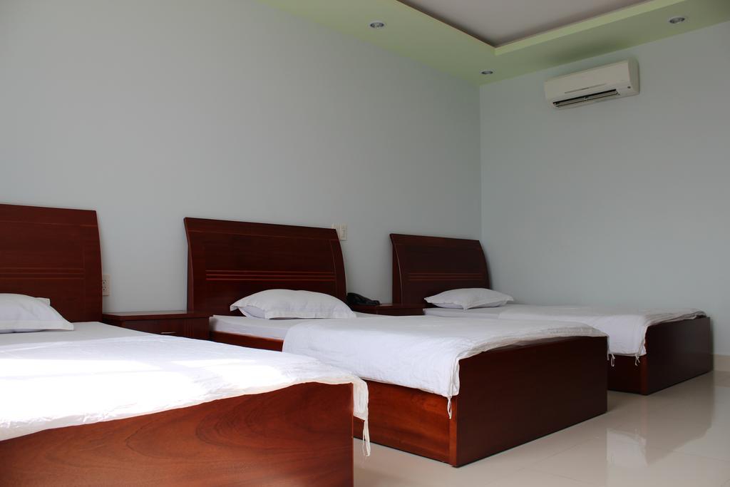 Palace Hotel Rạch Giá Buitenkant foto