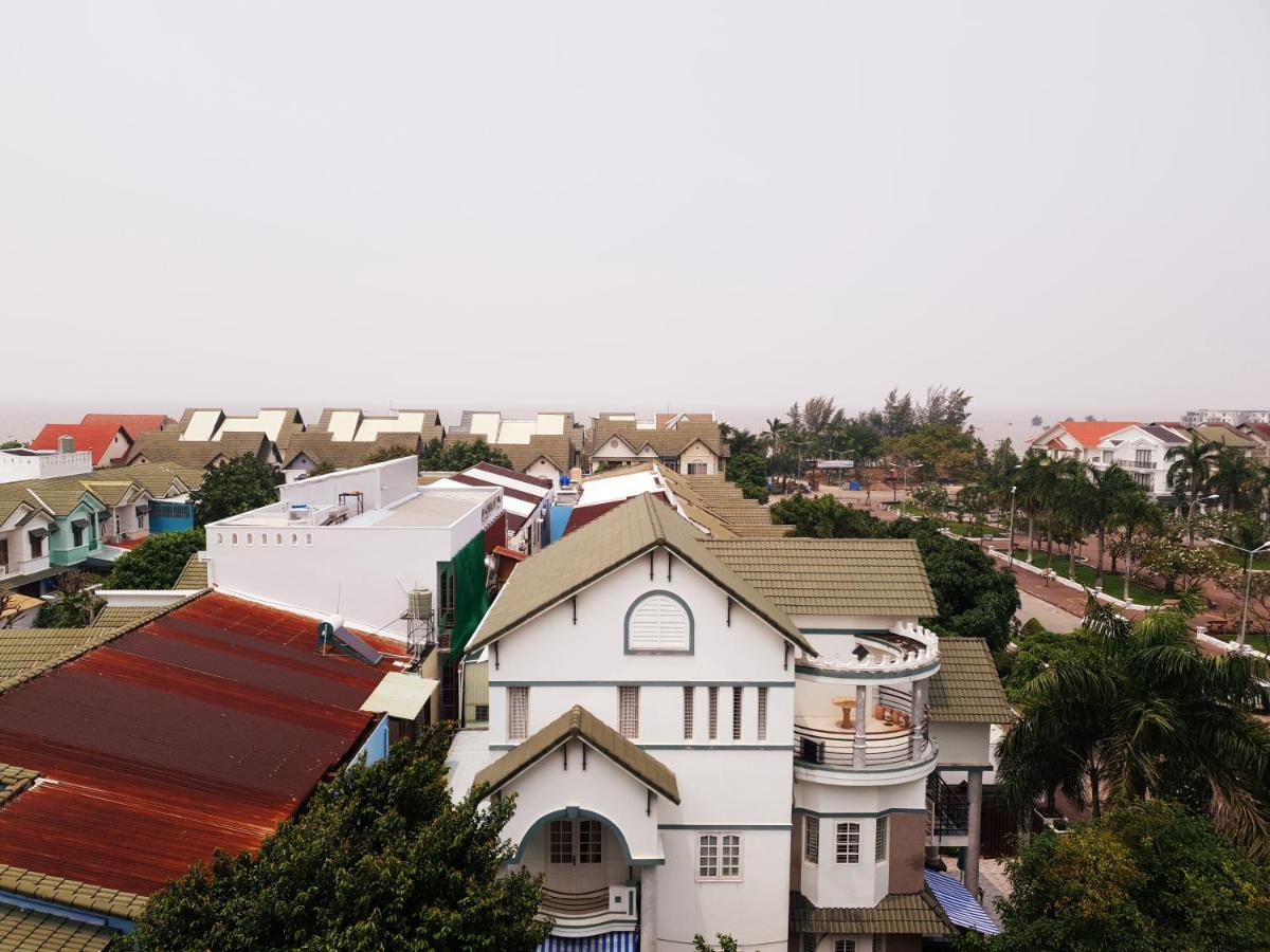 Palace Hotel Rạch Giá Buitenkant foto