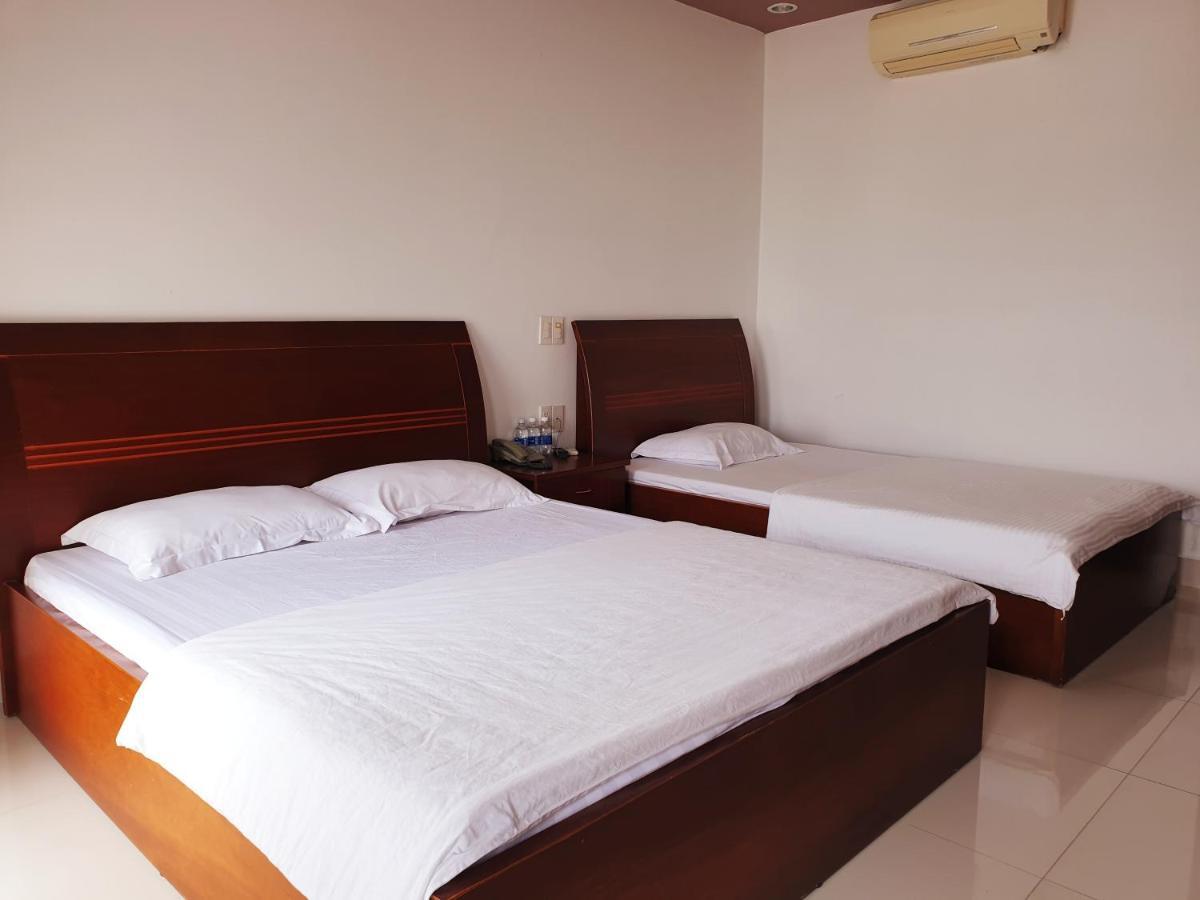 Palace Hotel Rạch Giá Buitenkant foto